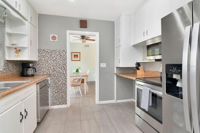 305 BAKER AVENUE, Clearwater, FL 33755