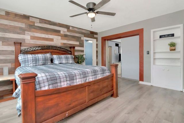 305 BAKER AVENUE, Clearwater, FL 33755