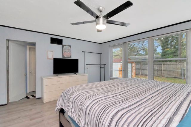 305 BAKER AVENUE, Clearwater, FL 33755