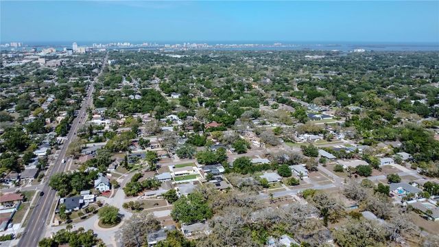 305 BAKER AVENUE, Clearwater, FL 33755
