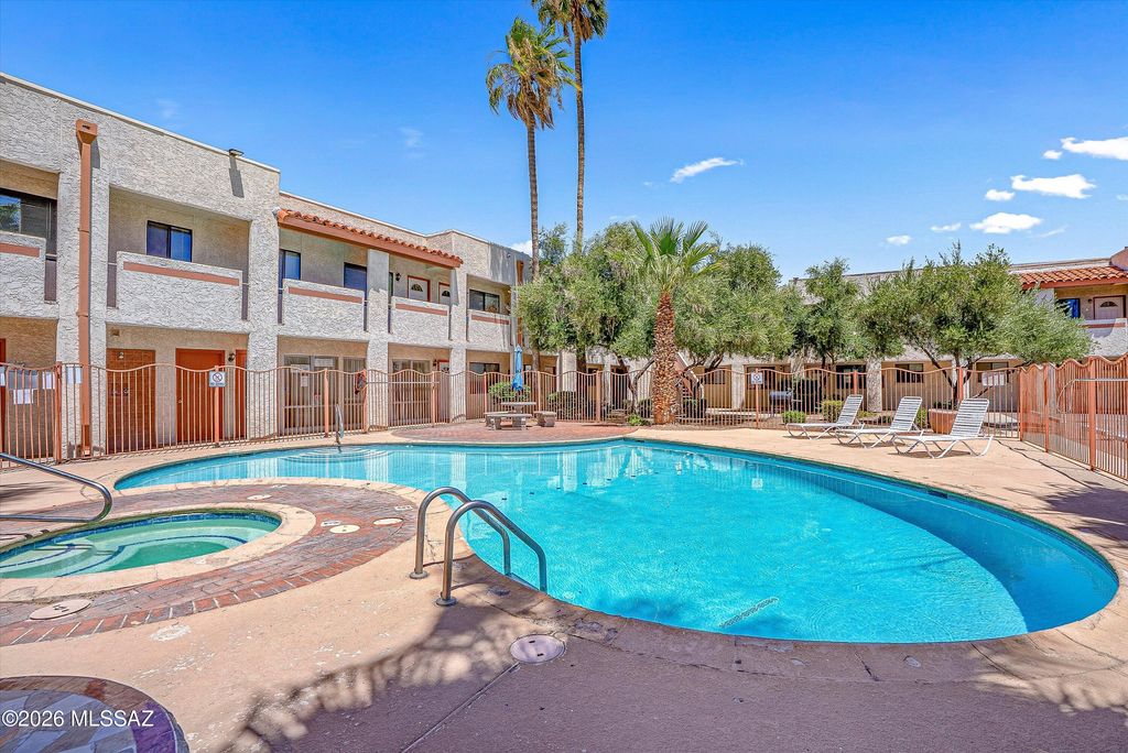 455 W Kelso St Apt 225, Tucson, AZ 85705
