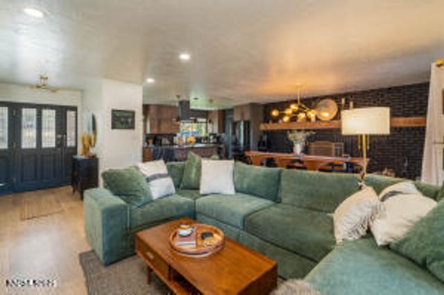 2301 Solari Drive, Reno, NV 89509