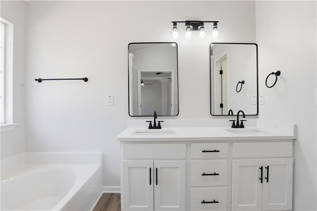 1215 Branchhill Circle, Alpharetta, GA 30004