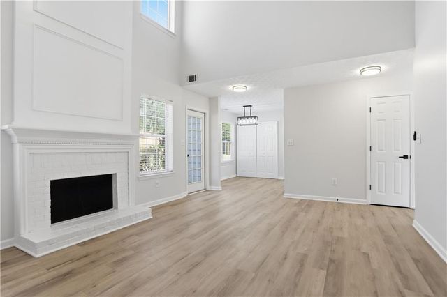 1215 Branchhill Circle, Alpharetta, GA 30004