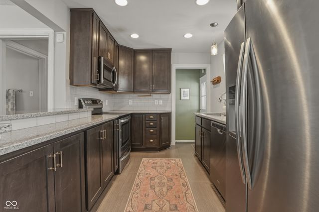 6046 Primrose Avenue, Indianapolis, IN 46220