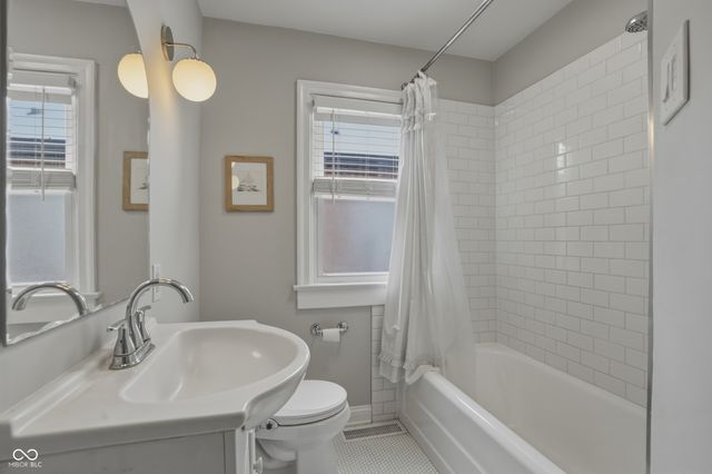 6046 Primrose Avenue, Indianapolis, IN 46220