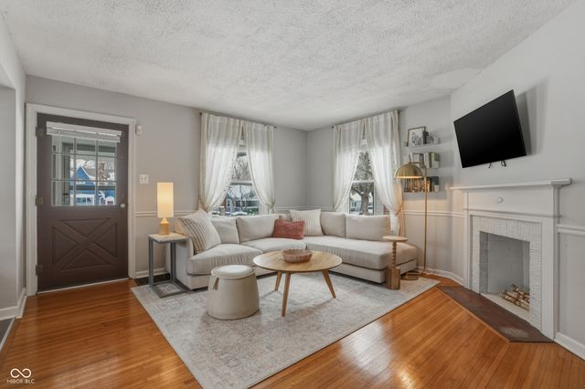 6046 Primrose Avenue, Indianapolis, IN 46220