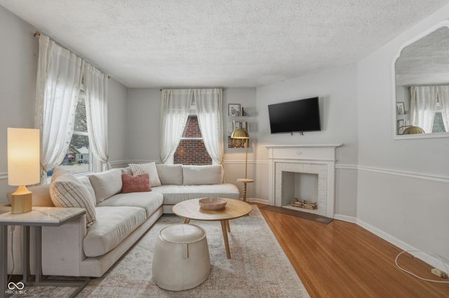 6046 Primrose Avenue, Indianapolis, IN 46220