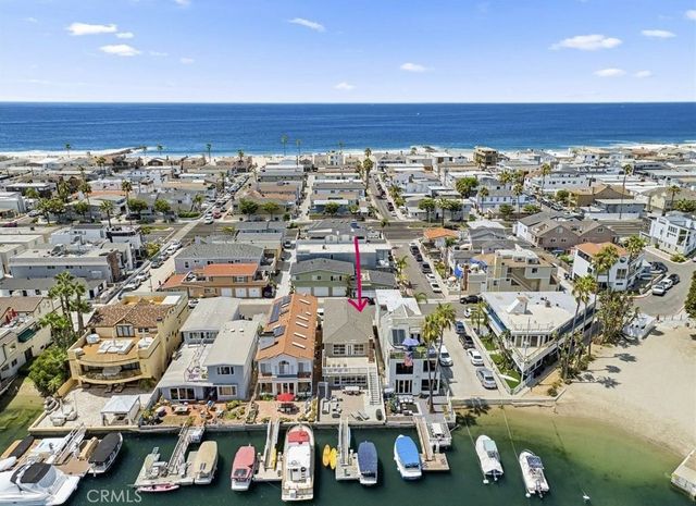 4208 River B, Newport Beach, CA 92663