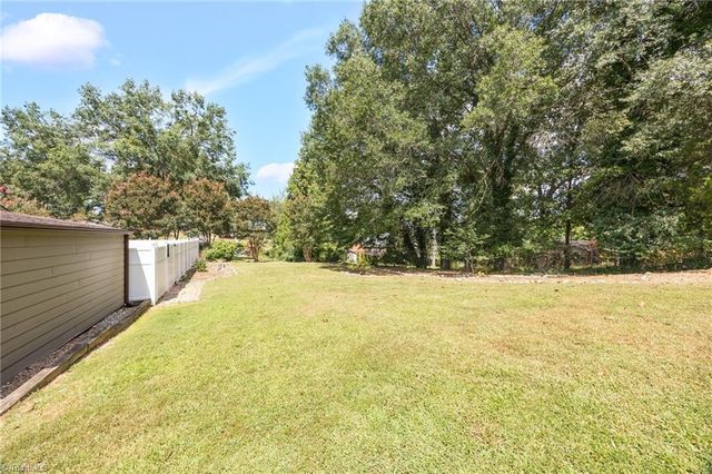 5025 Perryco Lane, Winston-salem, NC 27127
