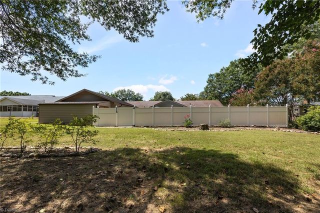 5025 Perryco Lane, Winston-salem, NC 27127