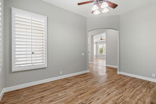 43798 Parkway Esplanade E, La Quinta, CA 92253