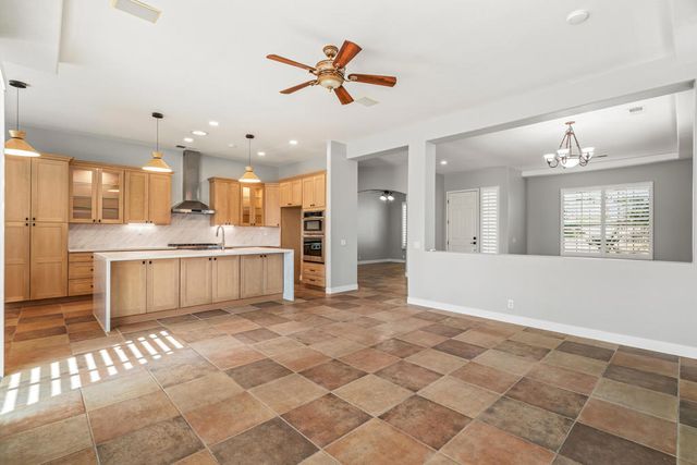 43798 Parkway Esplanade E, La Quinta, CA 92253