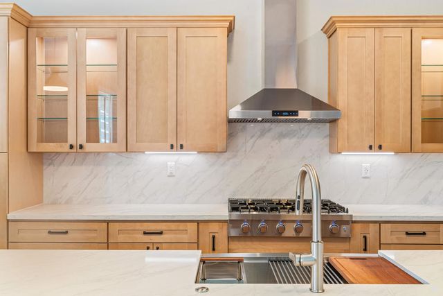 43798 Parkway Esplanade E, La Quinta, CA 92253