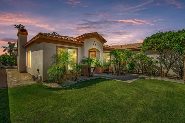 43798 Parkway Esplanade E, La Quinta, CA 92253
