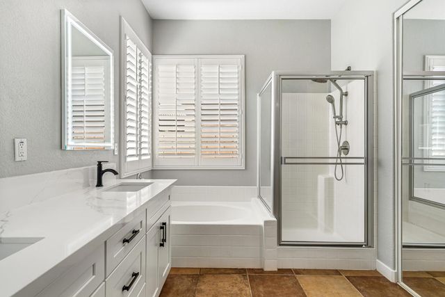 43798 Parkway Esplanade E, La Quinta, CA 92253