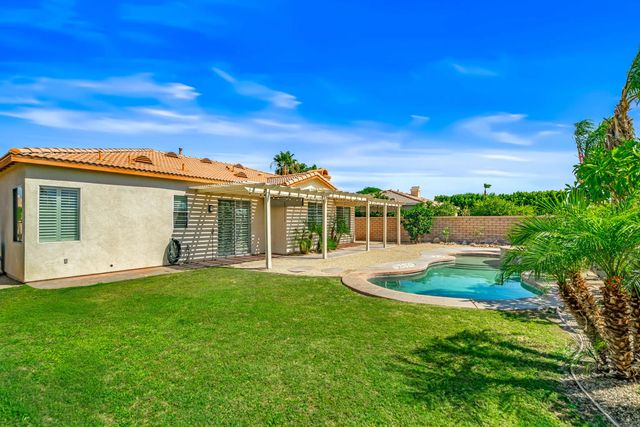 43798 Parkway Esplanade E, La Quinta, CA 92253