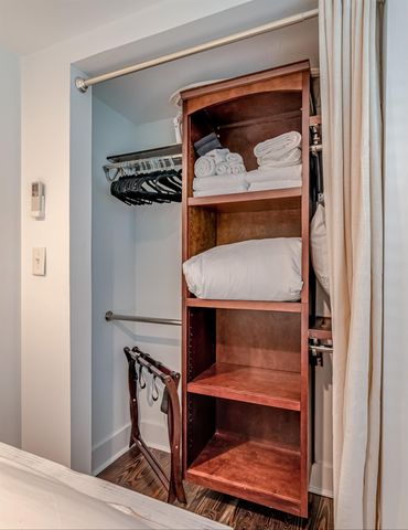 1 12th Avenue, Isle Of Palms, SC 29451