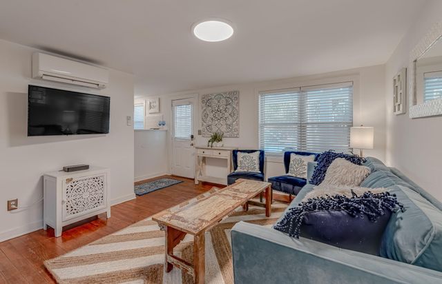 1 12th Avenue, Isle Of Palms, SC 29451