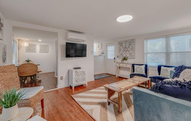 1 12th Avenue, Isle Of Palms, SC 29451