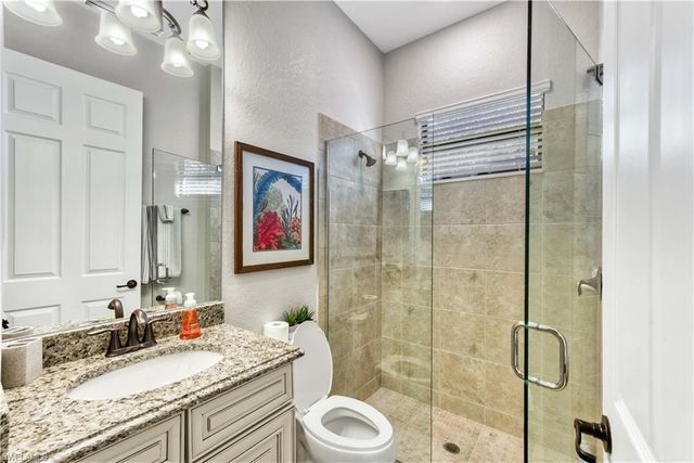 9569 Siracusa CT, Naples, FL 34113