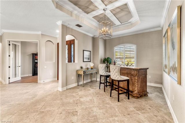 9569 Siracusa CT, Naples, FL 34113