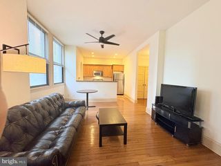 250-00 S 13TH ST #1B, Philadelphia, PA 19107