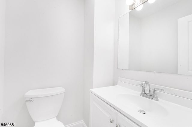 103 Orchard Meadows Dr, Union Twp., NJ 07083