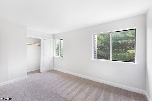 103 Orchard Meadows Dr, Union Twp., NJ 07083