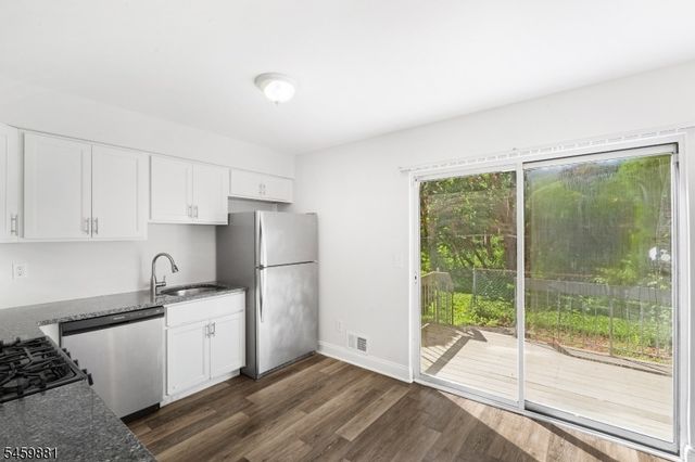 103 Orchard Meadows Dr, Union Twp., NJ 07083