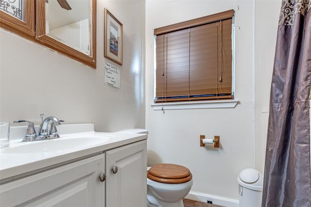 9101 NE Homewood Lane NE, Houston, TX 77078