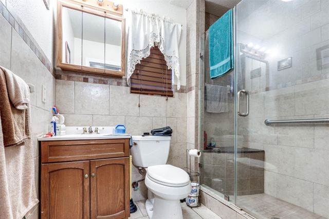 9101 NE Homewood Lane NE, Houston, TX 77078