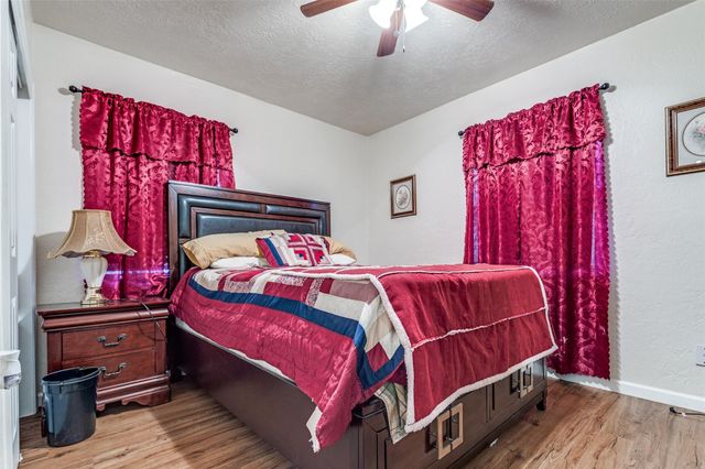 9101 NE Homewood Lane NE, Houston, TX 77078