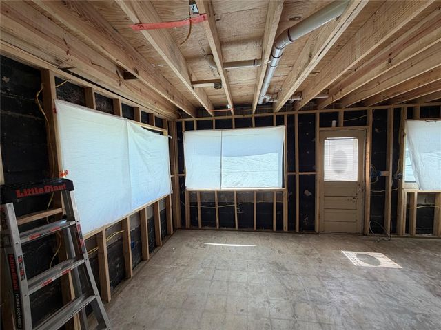 94 Trout Street, Palacios, TX 77465