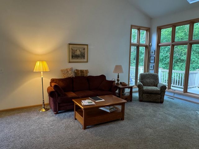 3375 Fairgrove Terrace, Rochester Hills, MI 48309