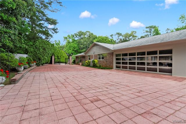 601 Innsbruck, Northport, AL 35473
