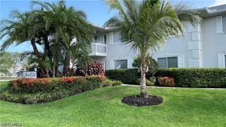 707 Neapolitan WAY 707, Naples, FL 34103