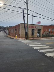 27 East main Street, Stafford, CT 06066