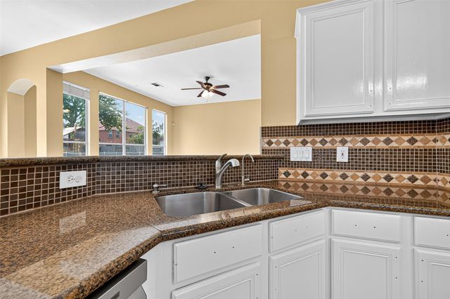 4722 Plato Park Drive, Sugar Land, TX 77479