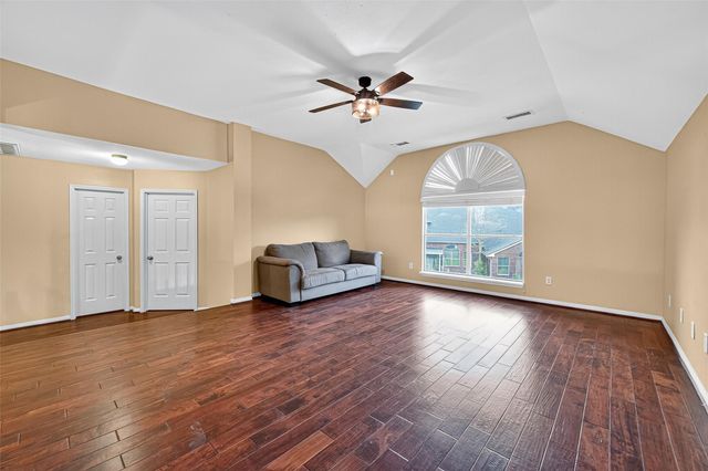 4722 Plato Park Drive, Sugar Land, TX 77479