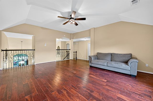 4722 Plato Park Drive, Sugar Land, TX 77479
