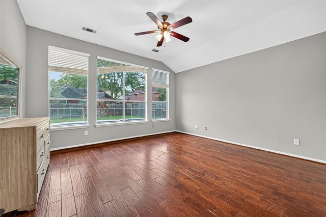 4722 Plato Park Drive, Sugar Land, TX 77479