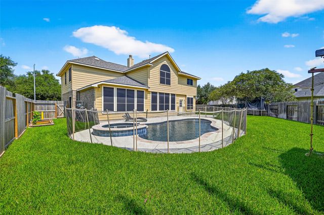 4722 Plato Park Drive, Sugar Land, TX 77479