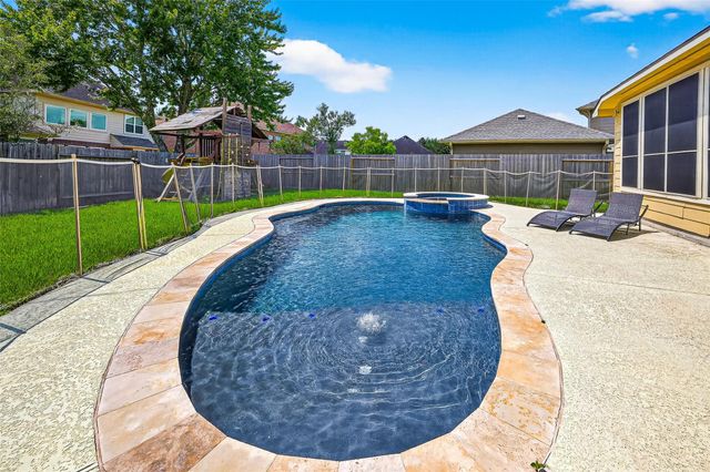 4722 Plato Park Drive, Sugar Land, TX 77479