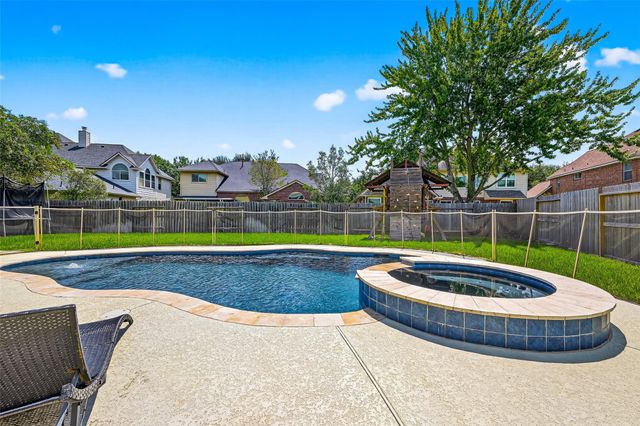4722 Plato Park Drive, Sugar Land, TX 77479