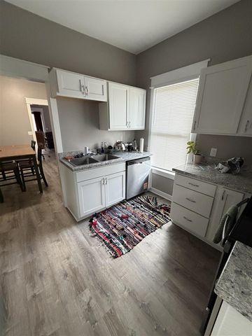 213 Burr Oak Street, Kalamazoo, MI 49001