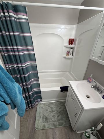 213 Burr Oak Street, Kalamazoo, MI 49001