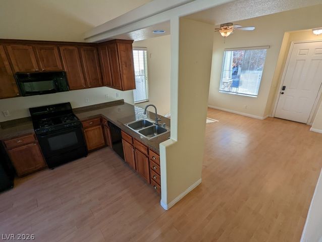 5994 SHINING LIGHT Avenue, Las Vegas, NV 89139