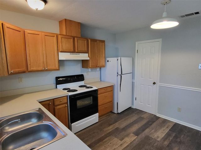 3727 SW 28TH TERRACE 2, Gainesville, FL 32608