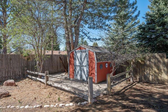 921 ARAPAHO ST, Cheyenne, WY 82009